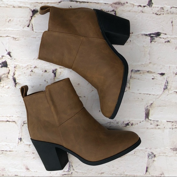 Divided Shoes - Heeled booties